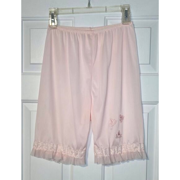 Vintage Penneys Gaymode Pink Nylon Bloomers LargeTap Pants Sleep Shorts - Picture 1 of 5